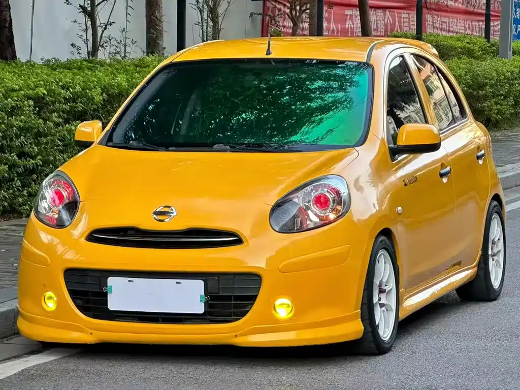 Nissan March 2011