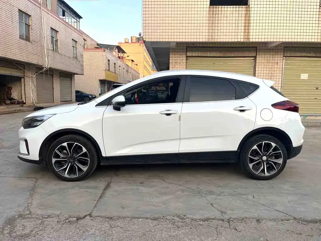 Geely Emgrand GS — миниатюра 9