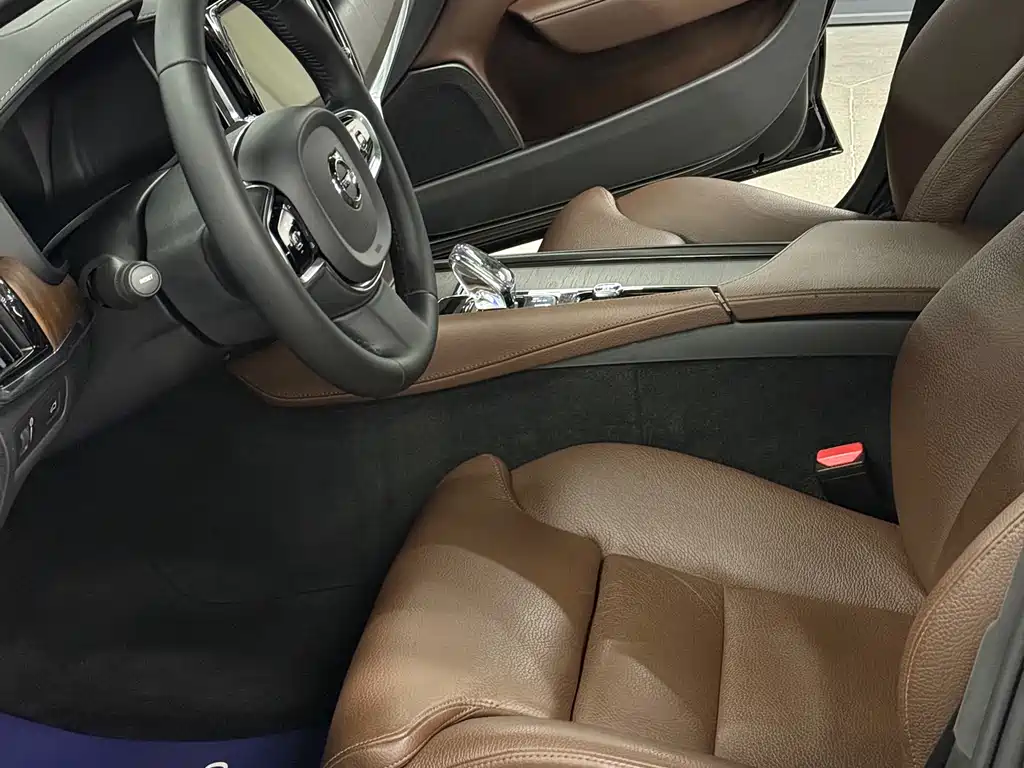 Volvo S90 2021 B5 Luxury