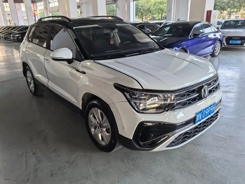 VOLKSWAGEN TUYUE
