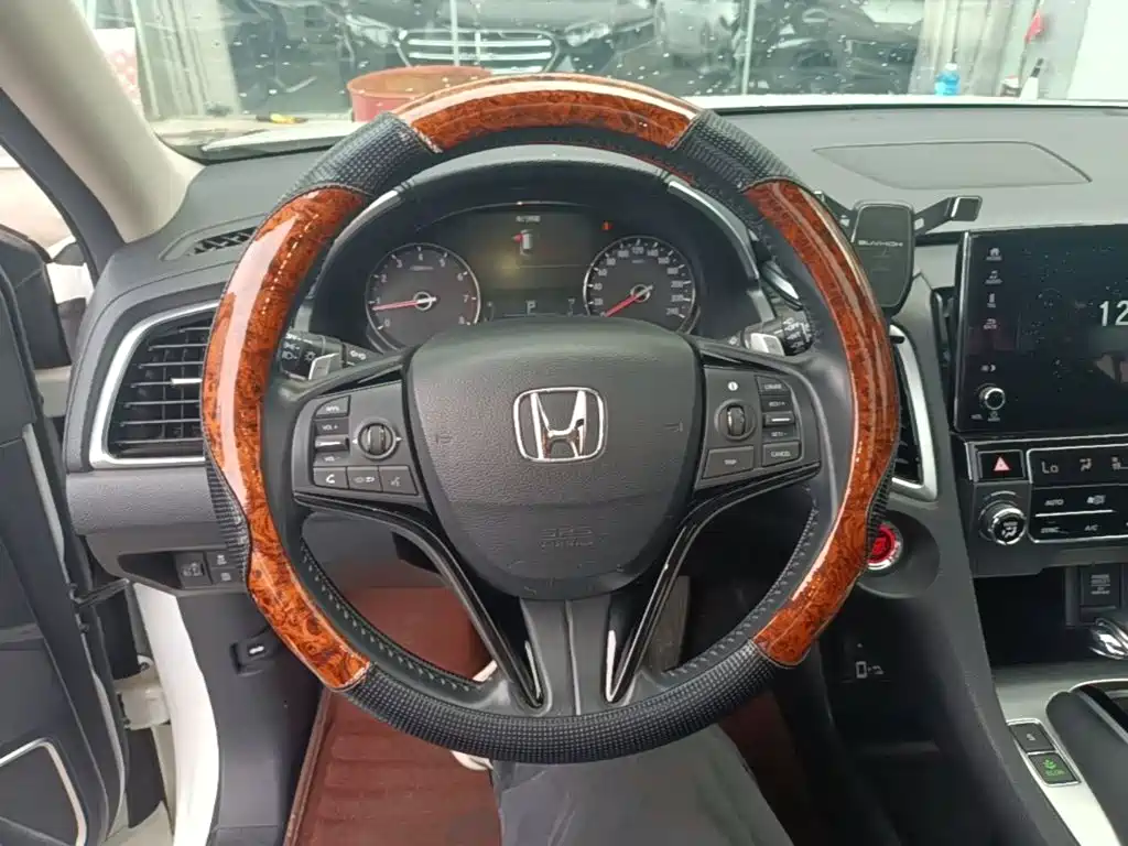 Honda Avancier — миниатюра 11