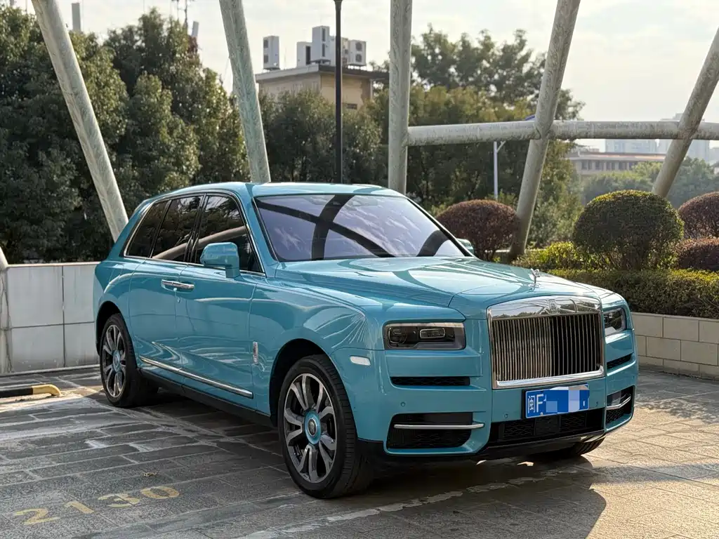 Rolls-Royce Cullinan 5-seat Edition, фото 2
