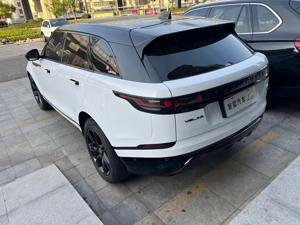 Land Rover Velar — миниатюра 7