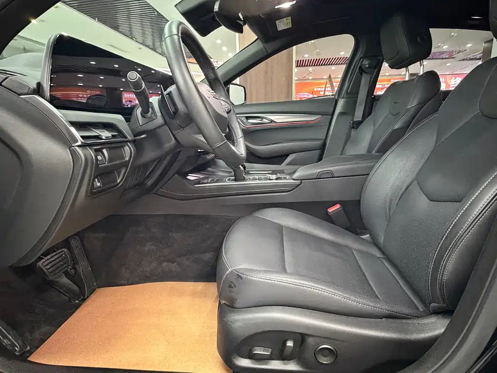 Cadillac CT5 — миниатюра 11