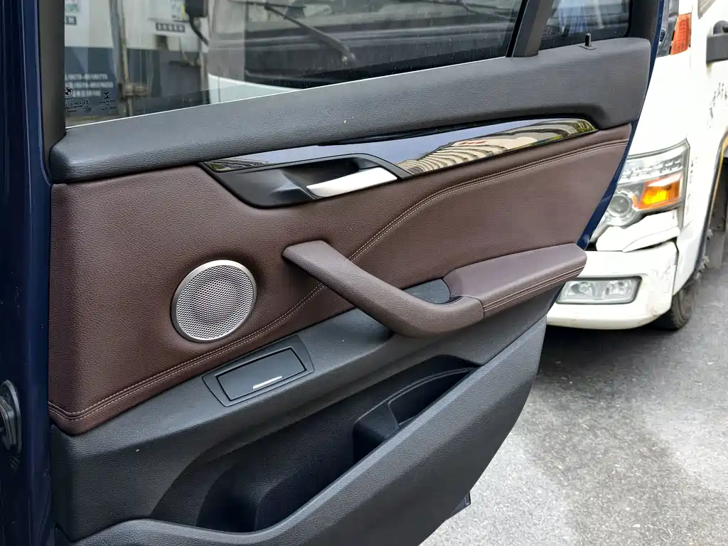 BMW X1 — миниатюра 16