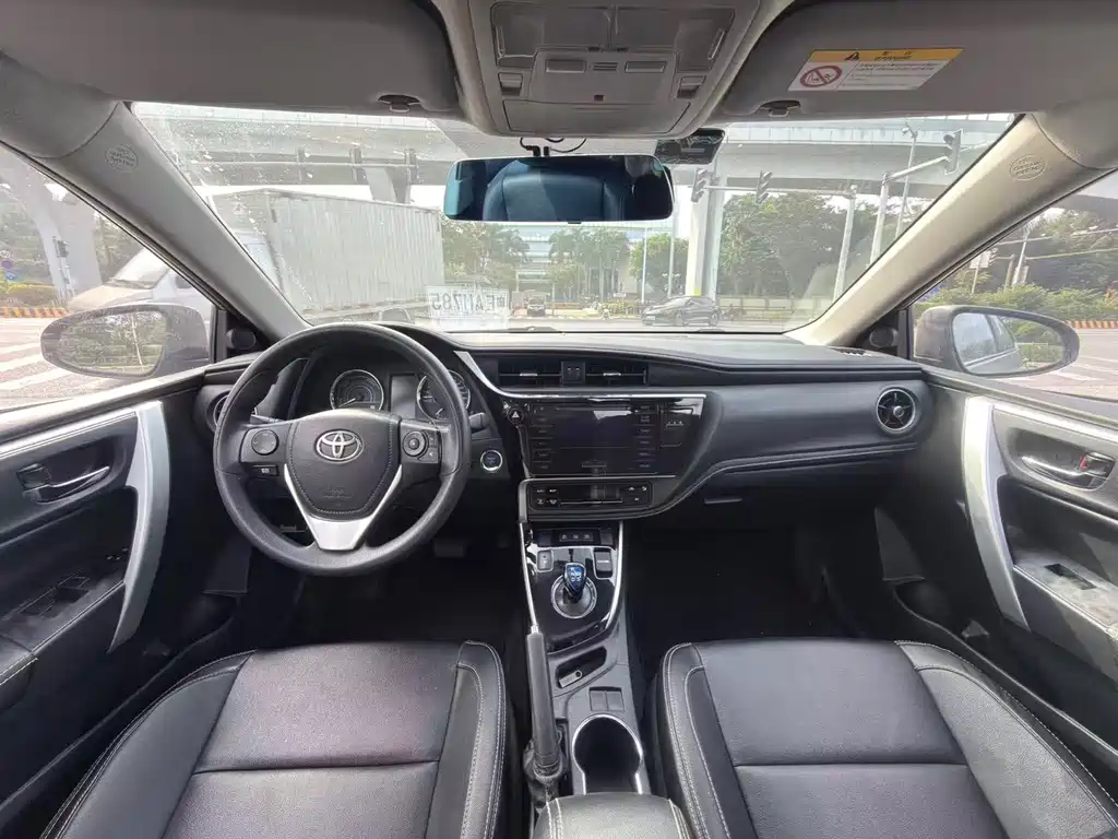 Toyota Corolla — миниатюра 10