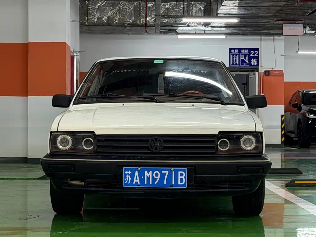 Volkswagen Santana Classic — миниатюра 2