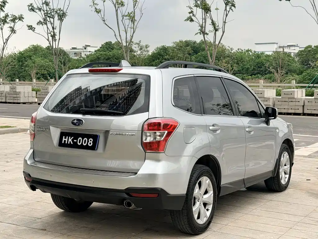Subaru Forester 2013 2.0i AT Comfort