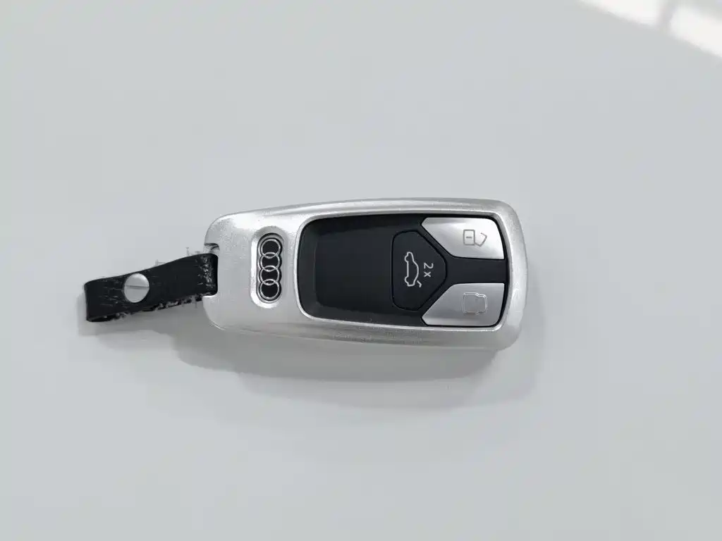 Audi A4L — миниатюра 19