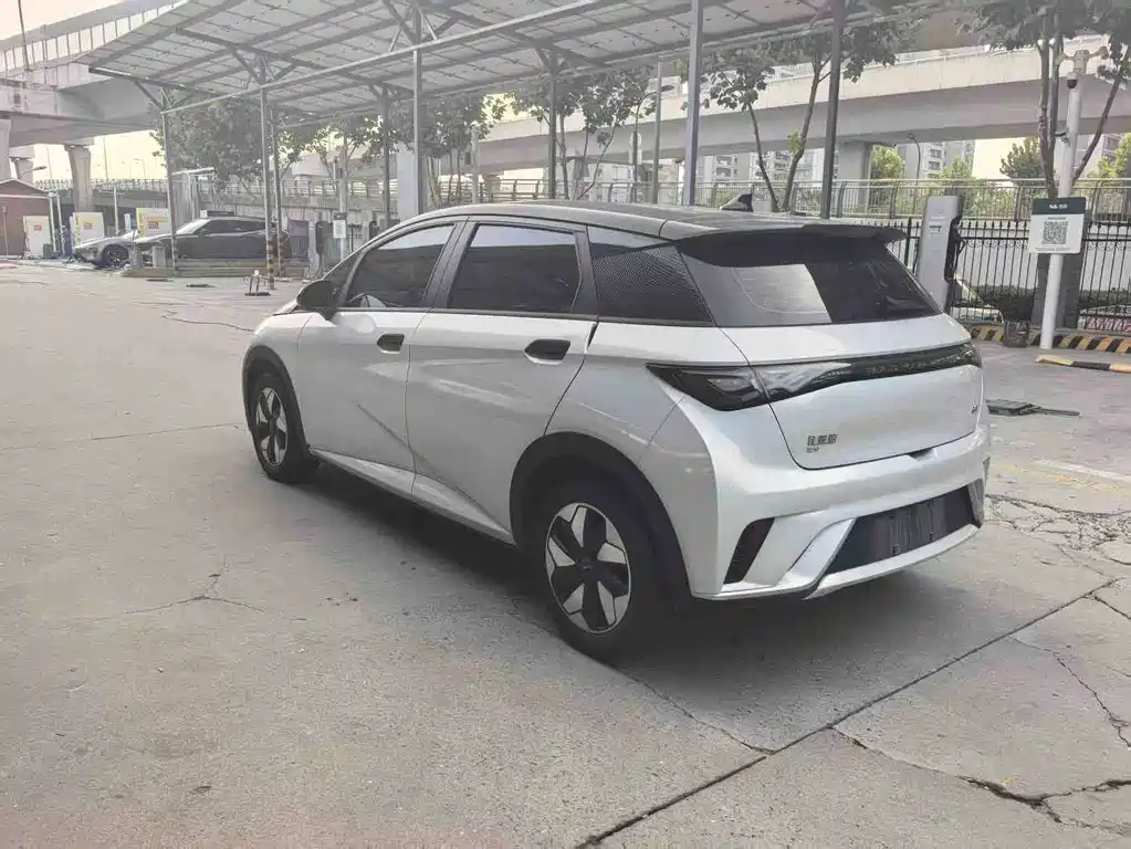 BYD Dolphin — миниатюра 7