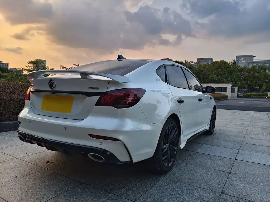 MG MG6 — миниатюра 18