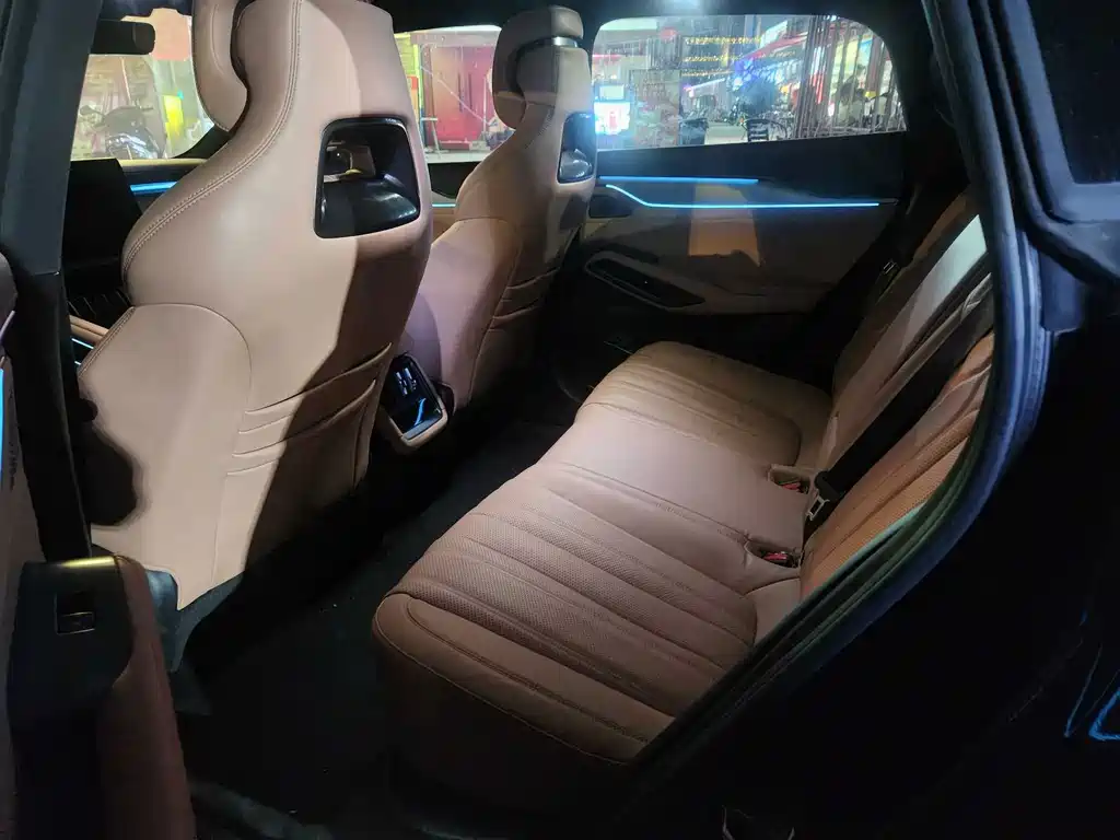 BYD L EV — миниатюра 3