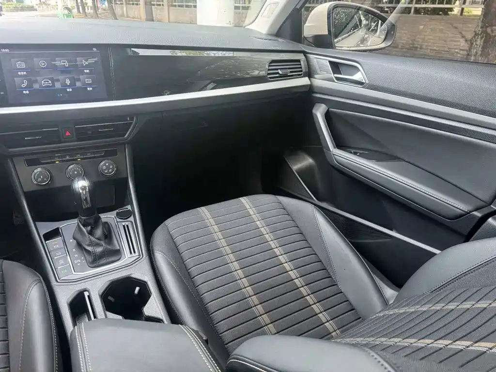 Volkswagen Lavida — миниатюра 7
