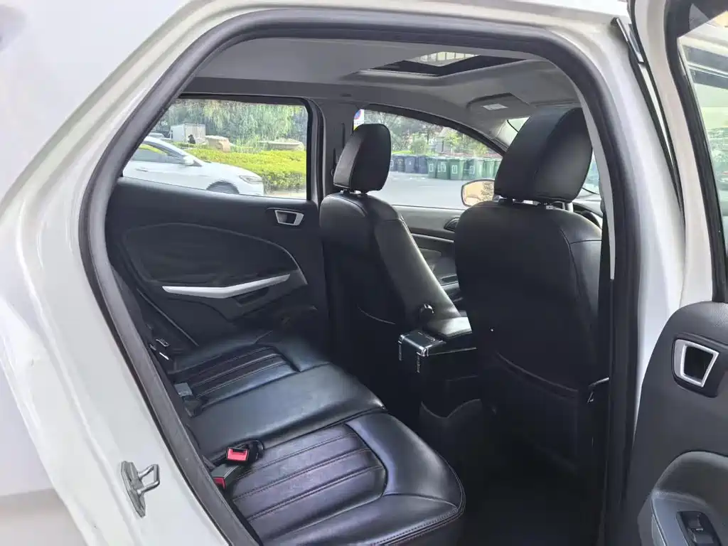 Ford EcoSport 2013 1.5L AT Luxury