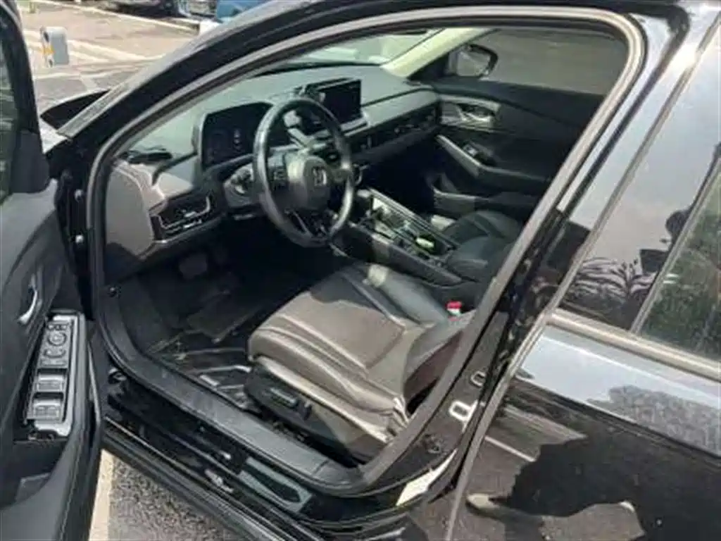 Honda Inspire — миниатюра 7
