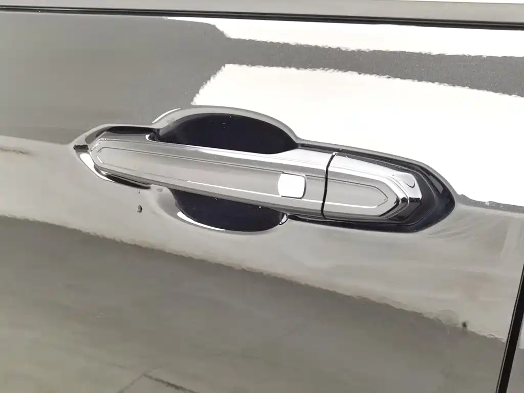 Cadillac XT6 — миниатюра 18