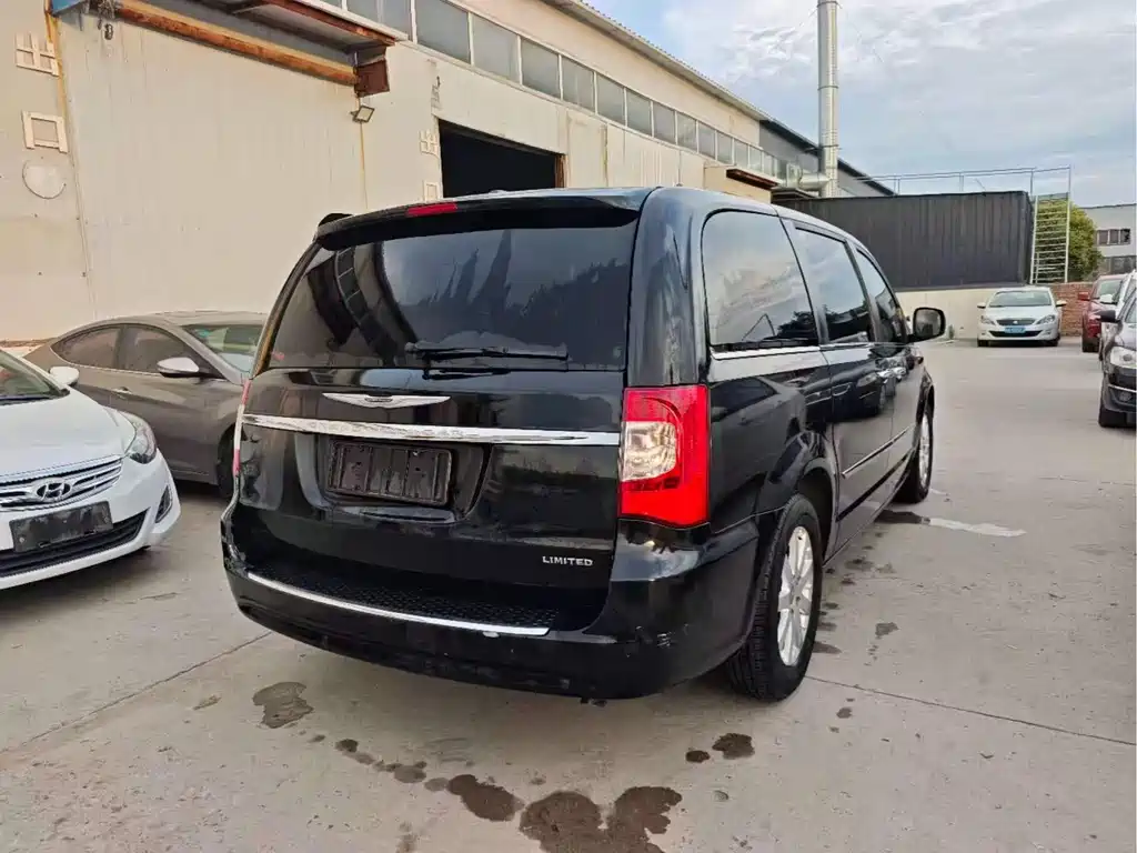 Chrysler Grand Voyager 2013 3.6L Luxury