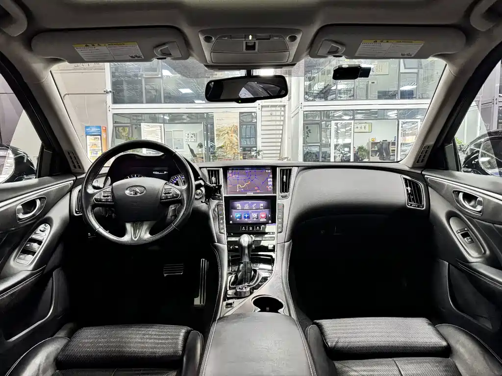 Infiniti Q50L — миниатюра 12