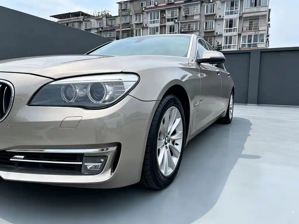 BMW 7 Series 7 2013 740Li xDrive