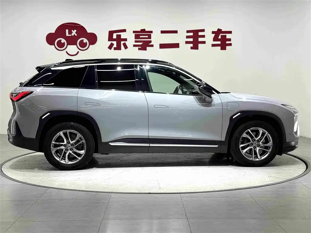 NIO ES6 — миниатюра 6