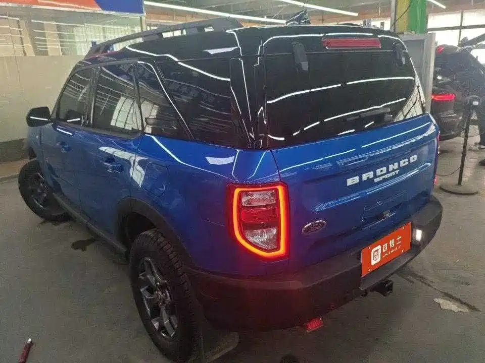 Ford Bronco 2021 2.0T