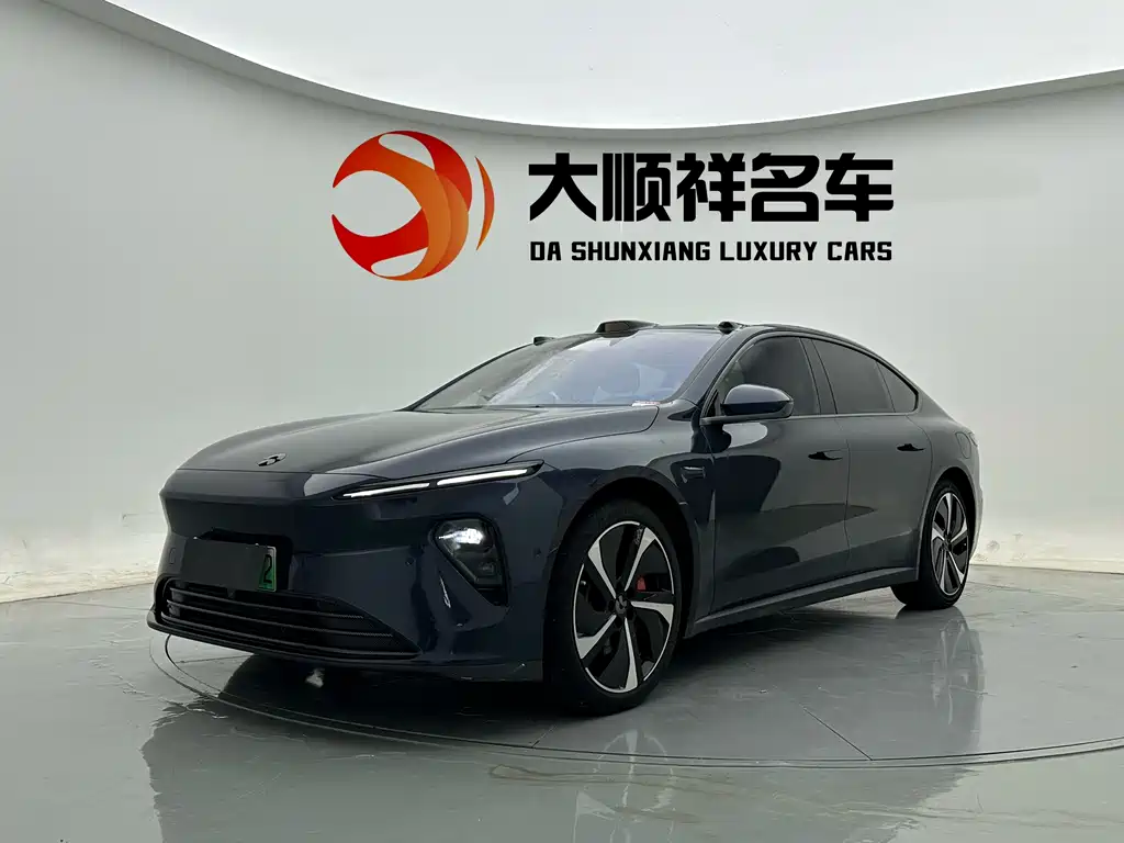 NIO ET7