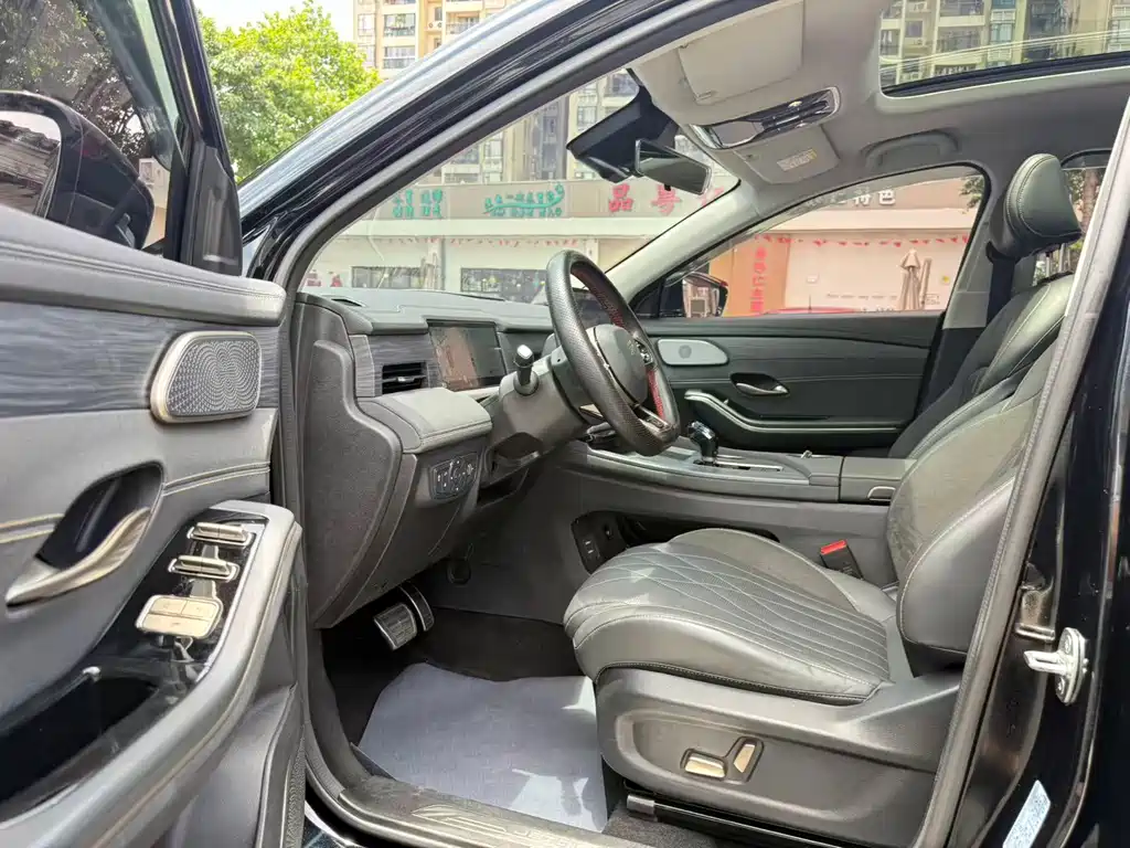 JETOUR L9 2024 1.5TD 2DHT Pro 7 мест