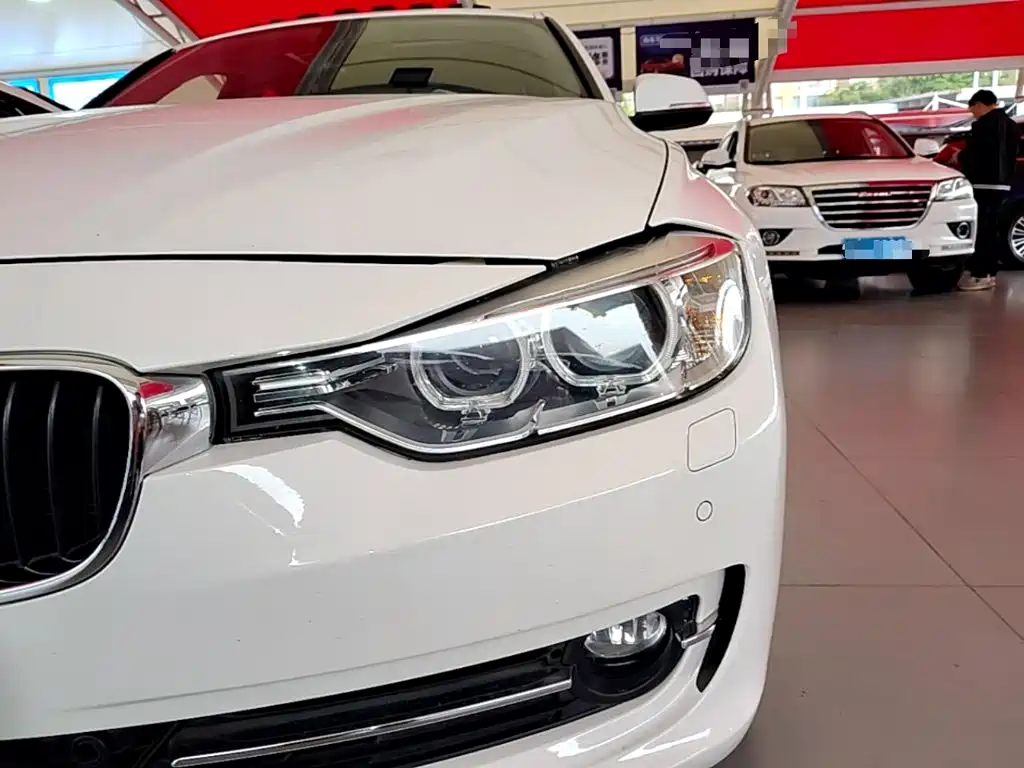 BMW 3 Series — миниатюра 24