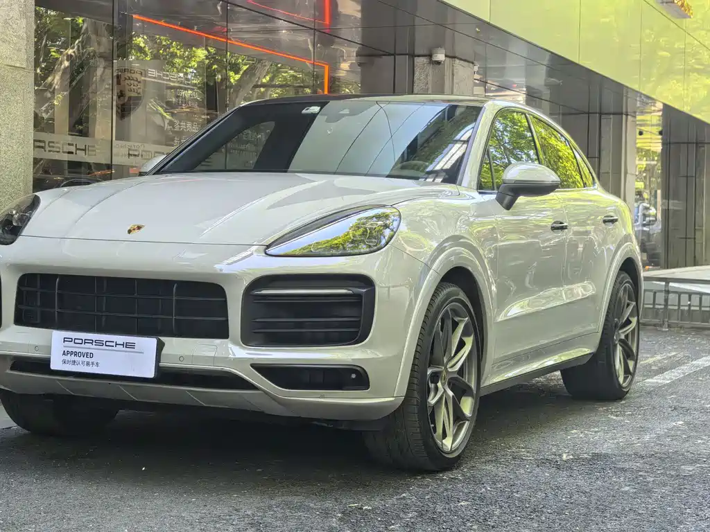 Porsche Cayenne 2021