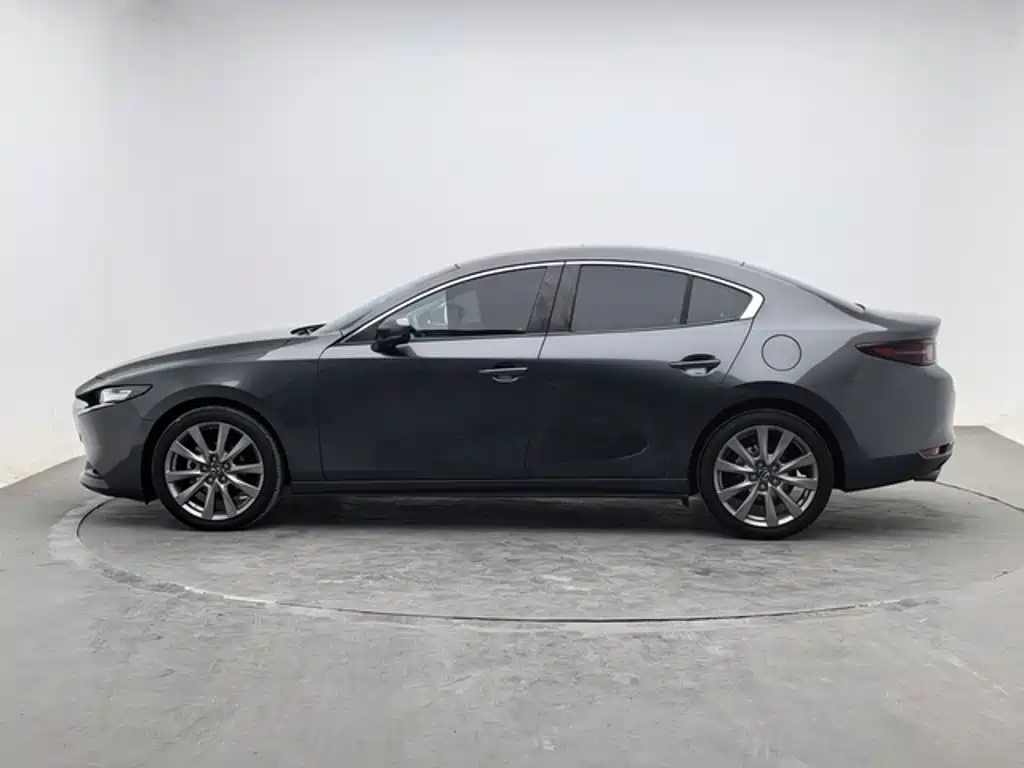 Mazda 3 Axela — миниатюра 2