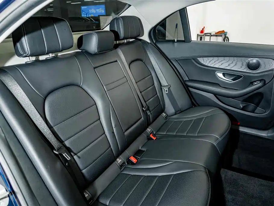 Mercedes-Benz C-Class — миниатюра 22