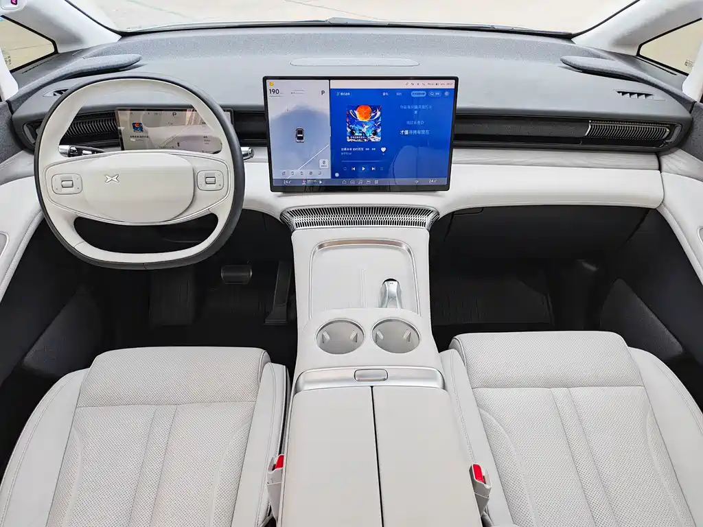 XPeng X9 — миниатюра 5