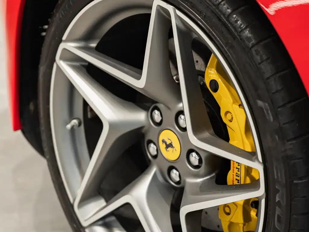 Ferrari F8 — миниатюра 15