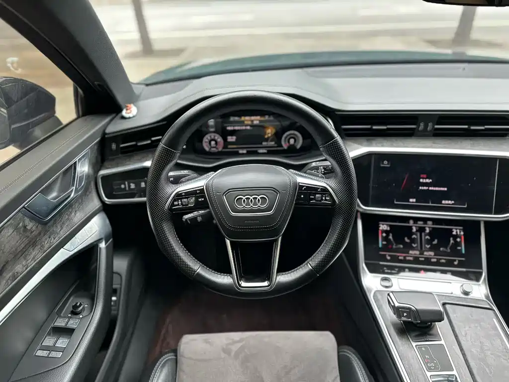 Audi A6L 2023 45 TFSI