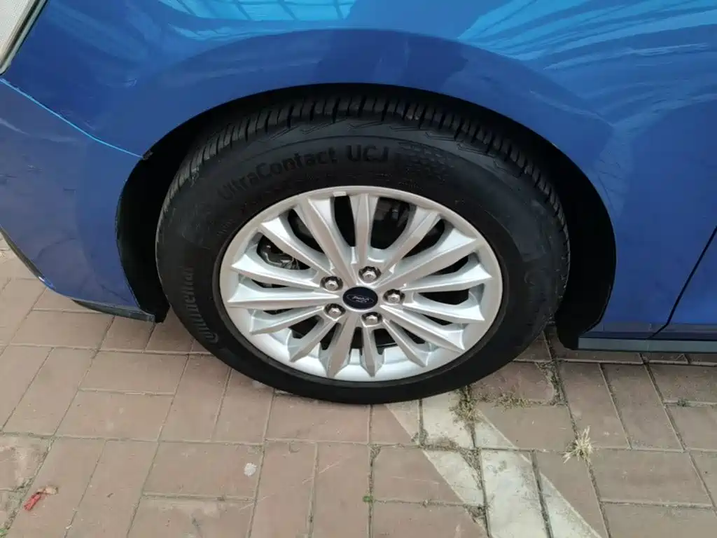 Ford Focus — миниатюра 23