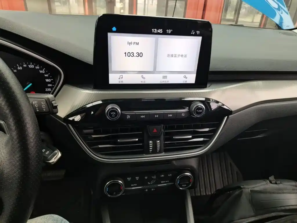 Ford Focus — миниатюра 13
