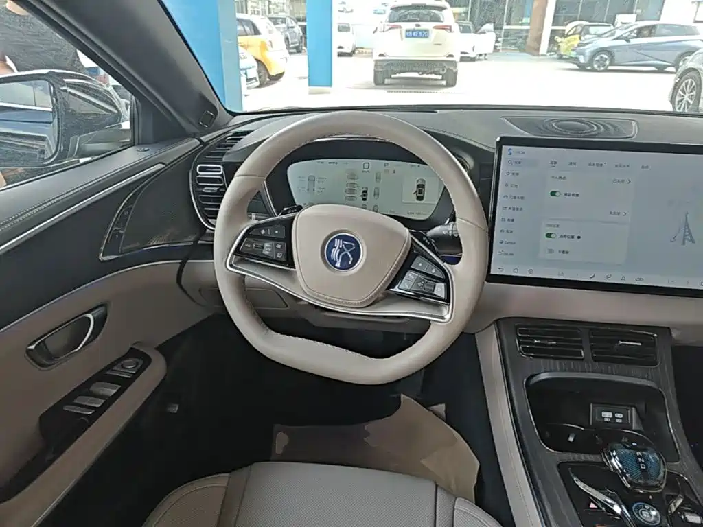 BYD Han — миниатюра 11