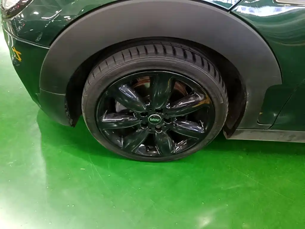 MINI Mini Clubman — миниатюра 23