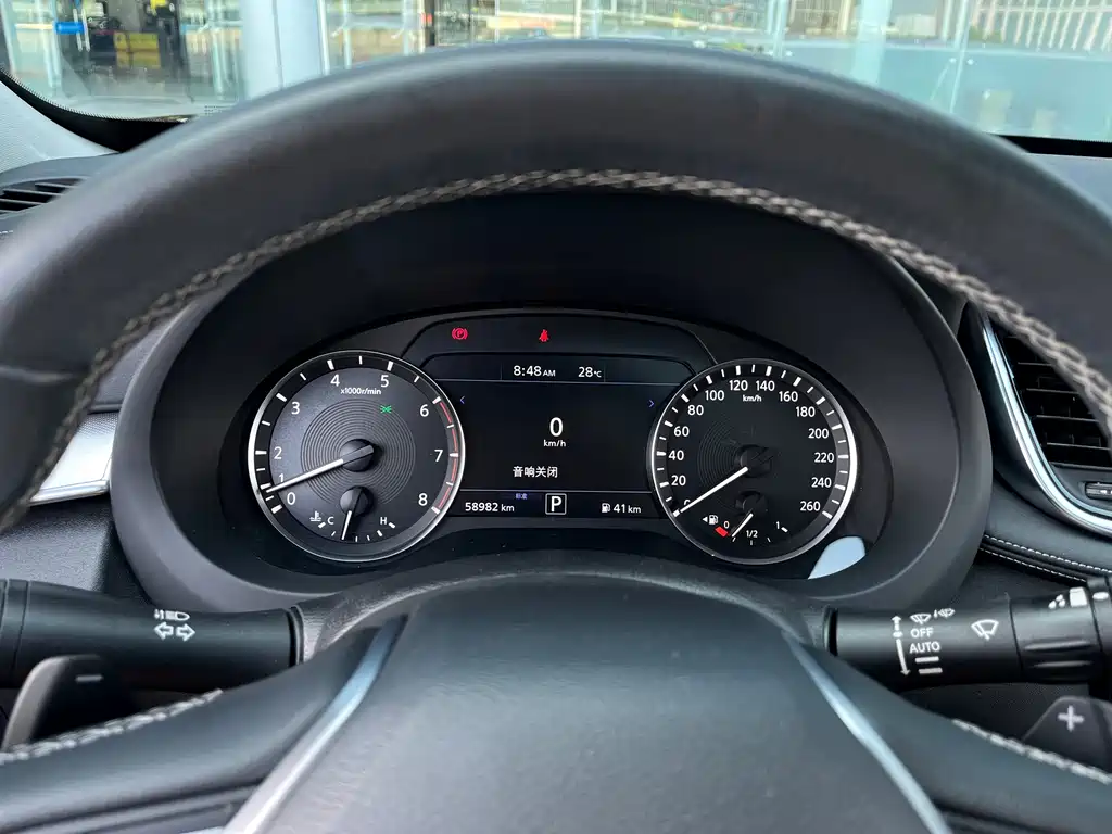 Infiniti QX50 — миниатюра 9