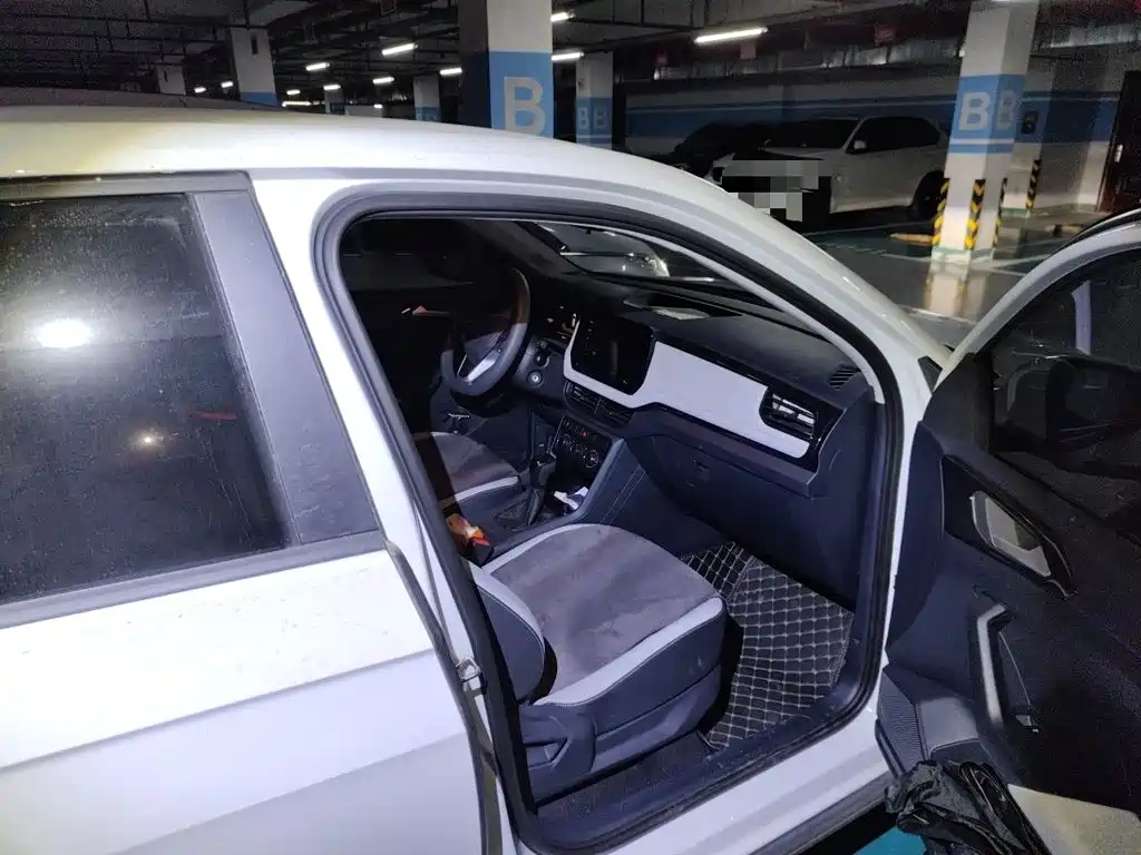 Volkswagen Tharu — миниатюра 18