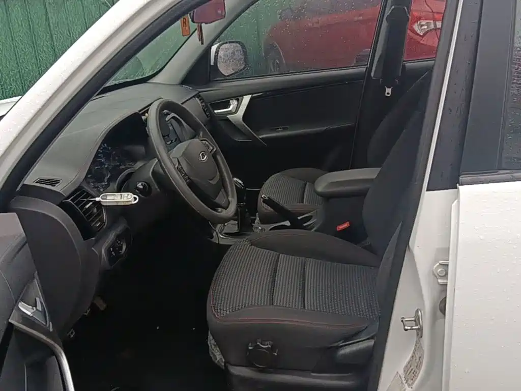 Chery Tiggo 3 — миниатюра 15