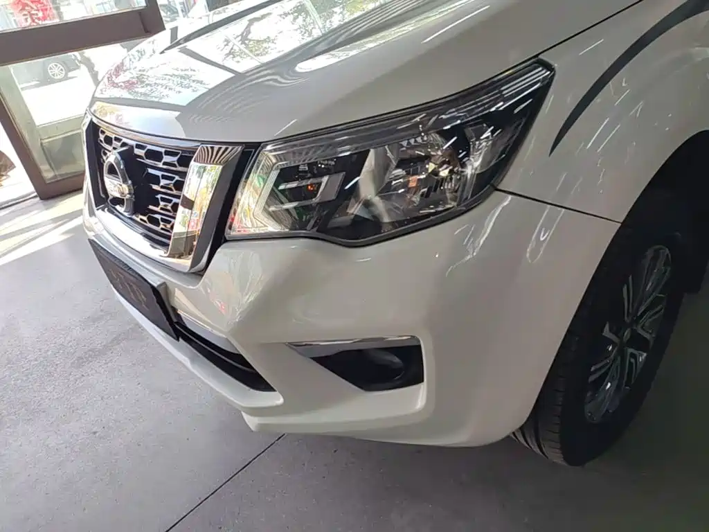 Nissan Terra — миниатюра 24
