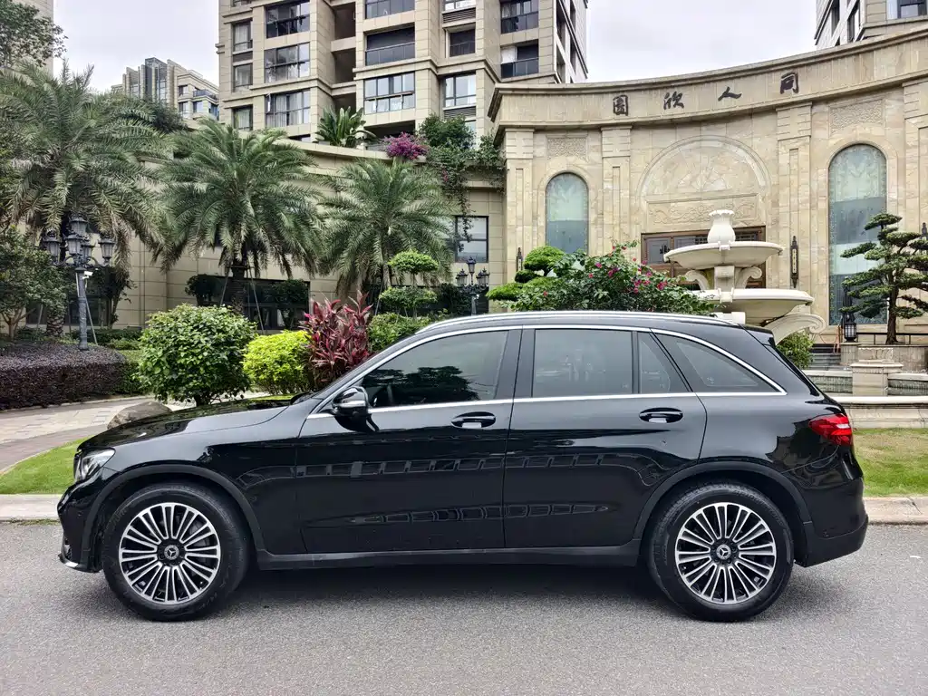 Mercedes-Benz GLC 2018 GLC 260 4MATIC
