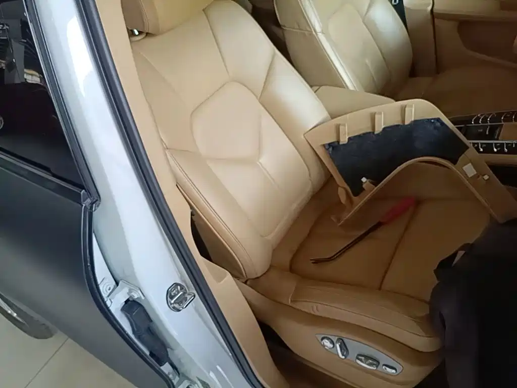 Porsche Macan — миниатюра 25