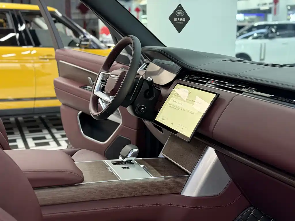 Land Rover Range Rover — миниатюра 9