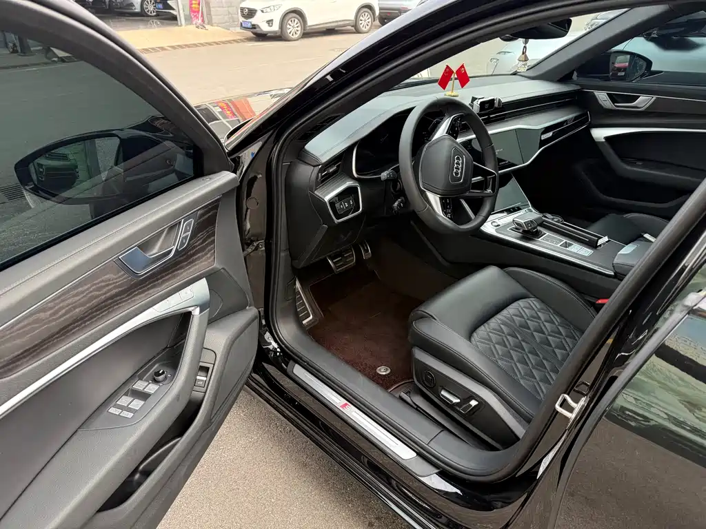 Audi A6L — миниатюра 5