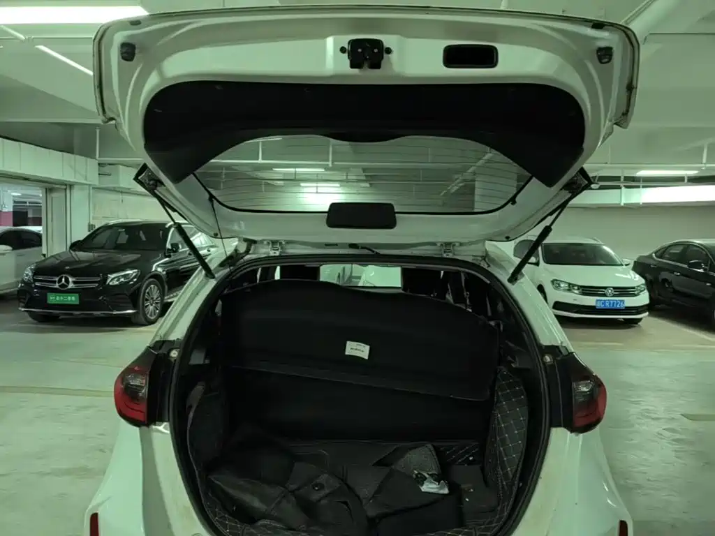 Honda Fit — миниатюра 15