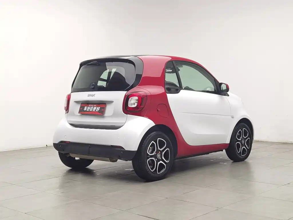 smart Smart Fortwo — миниатюра 2