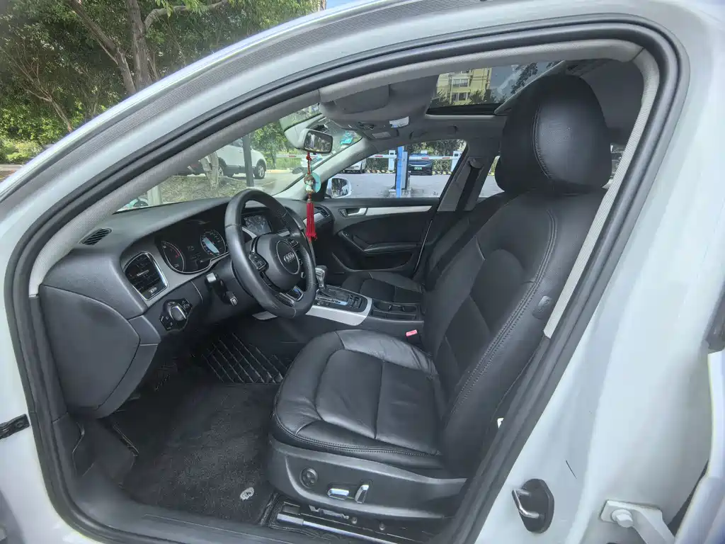 Audi A4L — миниатюра 7