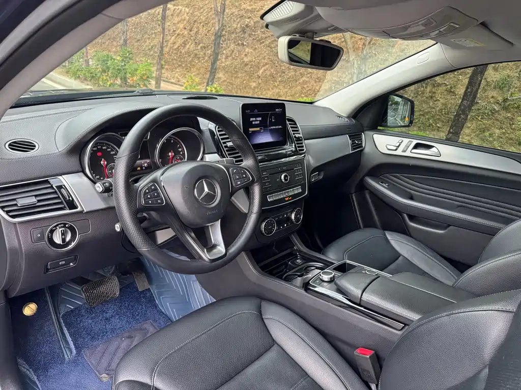 MERCEDES-BENZ GLE COUPE